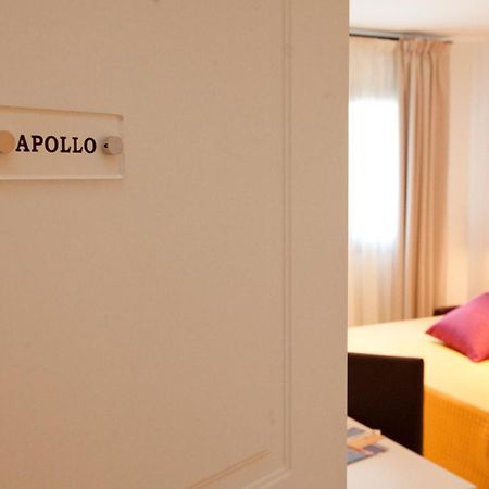 Xenia Hotel Villasimius Bagian luar foto